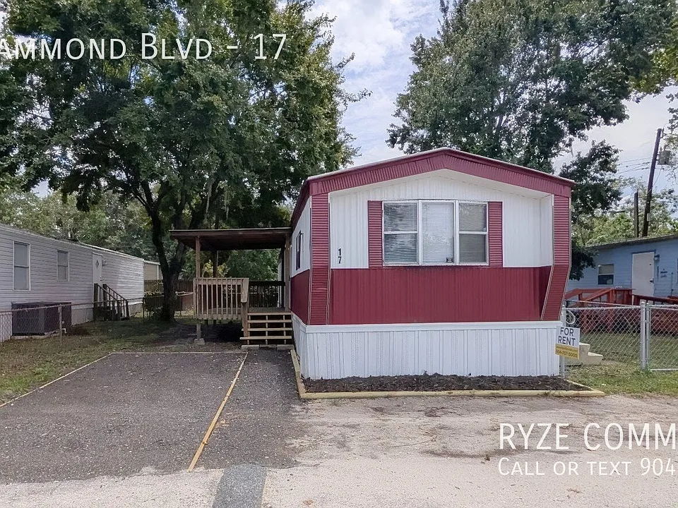 1561 Hammond Blvd #17