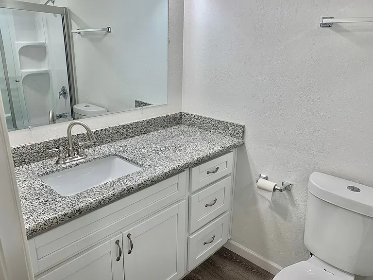 Adeila Apartments — Photo 14