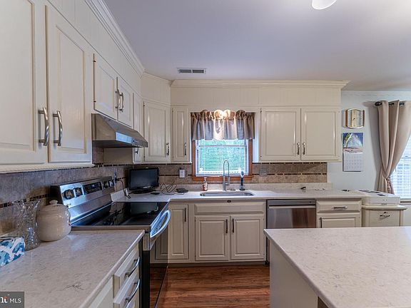 3rd image of 442 Stonemason Way