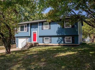 1206 15th St, Wamego, KS 66547