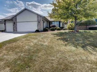 6039 Nimtz Rd, Loves Park, IL 61111