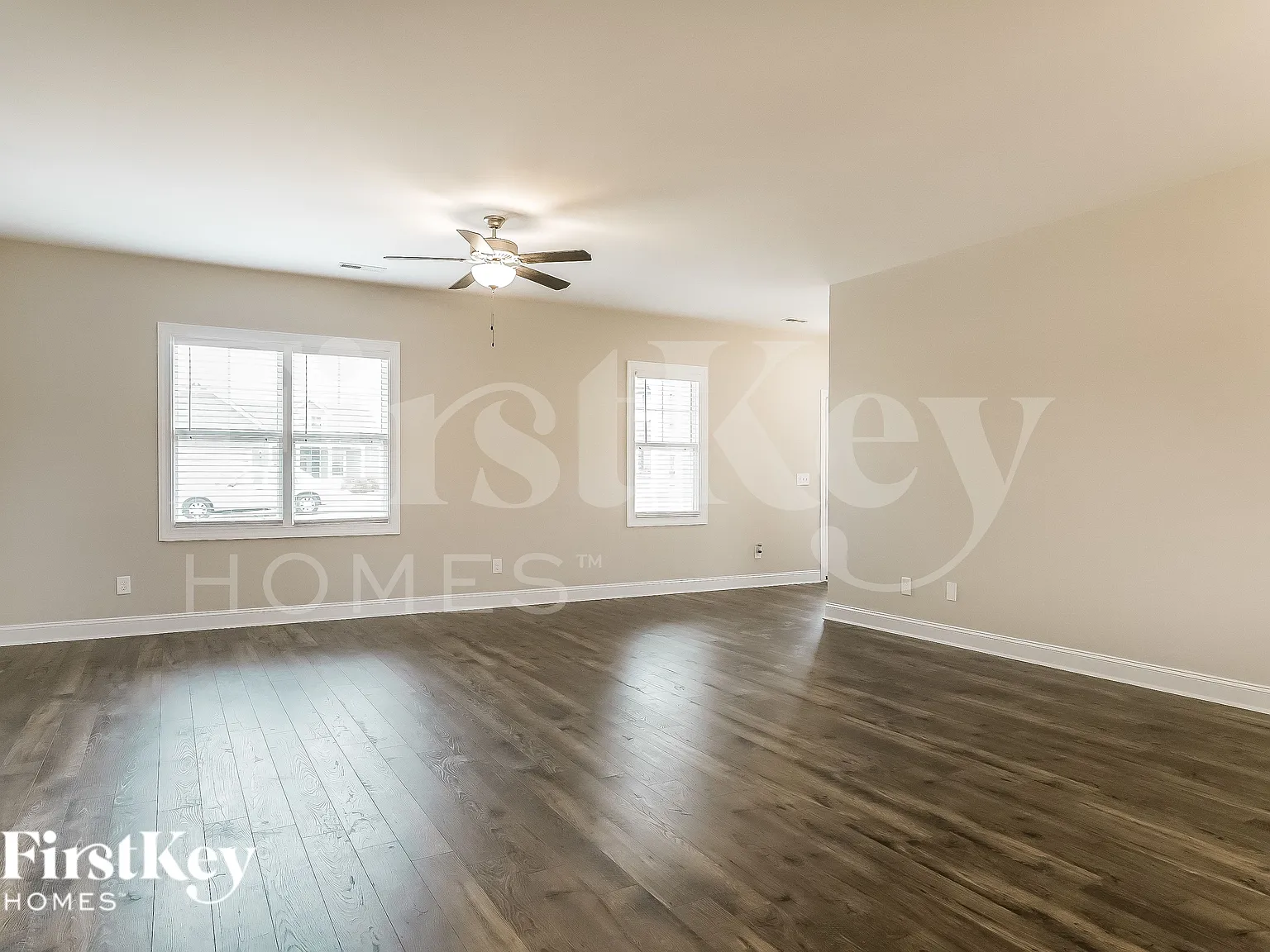 3 bed, 2.0 bath, 2010 sqft, $2,585 — Photo 3
