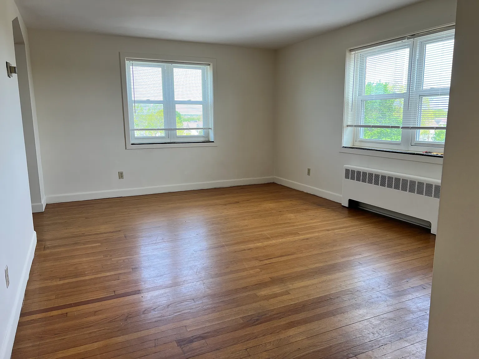 2 bed, $2,500 — Photo 1