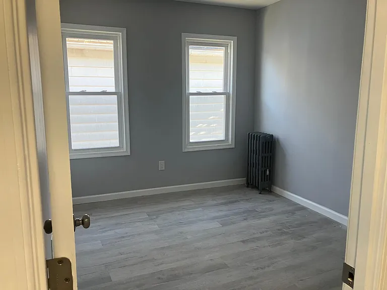 25 S Goodwin Ave — Photo 10