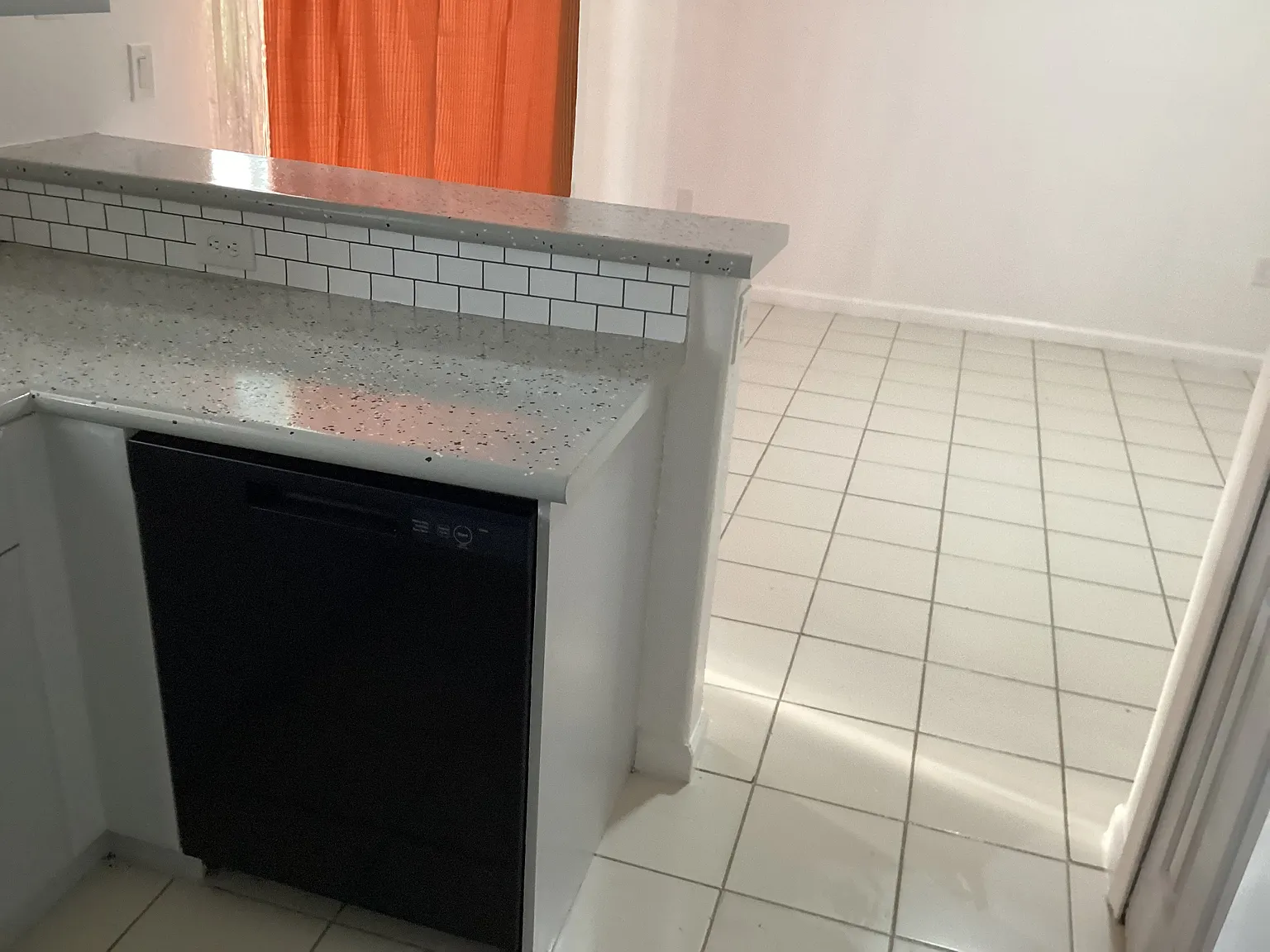 4 bed, 1423 sqft, $2,750 — Photo 3