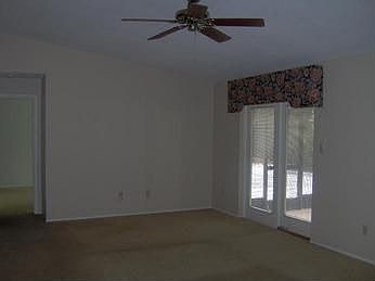 5th image of 7334 Catamaran Dr