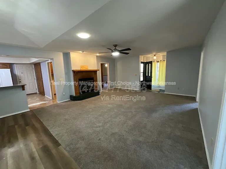 12 Sunderland Dr — Photo 5