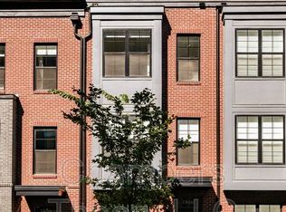 1868 Michael Faraday Dr, Reston, VA 20190