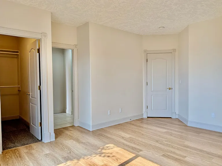 3014 NW Chapin Dr — Photo 39