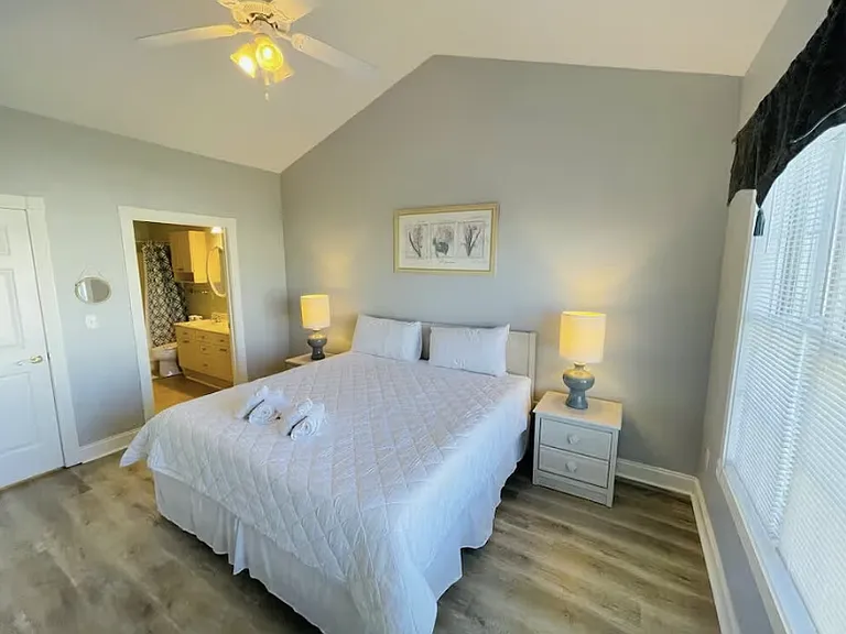 4883 Luster Leaf Cir #403 — Photo 13