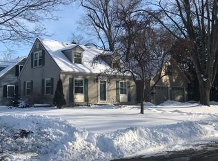 1310 S Lehmann Ln, Appleton, WI 54914