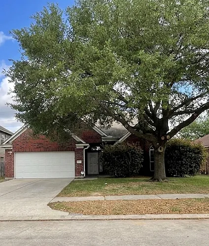 931 N Sky Dr Photo 1