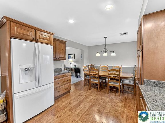 4th image of 1873 Molinaro Dr