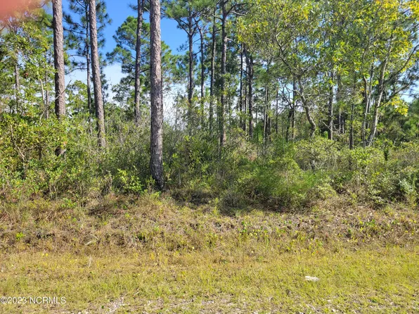 512 Carolina Road, Boiling Spring Lakes, NC 28461