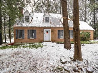 3158 Hemlock Hill Rd, Pocono Pines, PA 18350