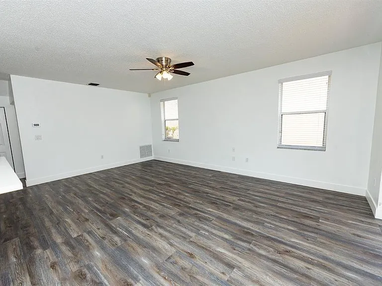 3375 SW 181st Ter — Photo 19