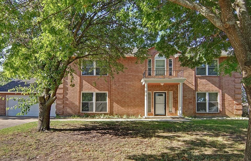 1st image of 10313 Gray Oak Ln