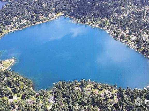 Gravelly Lake>