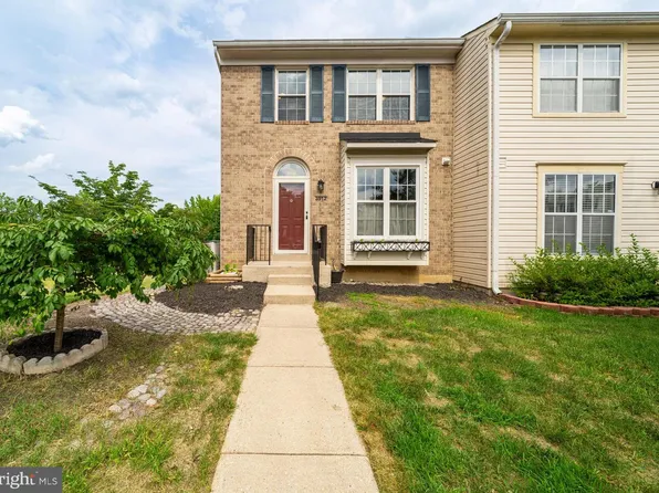 3512 Wood Creek Dr, Suitland, MD 20746