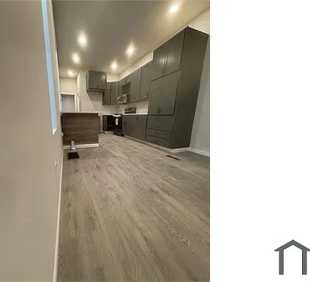 5 bed, 1450 sqft, $2,200 — Photo 3
