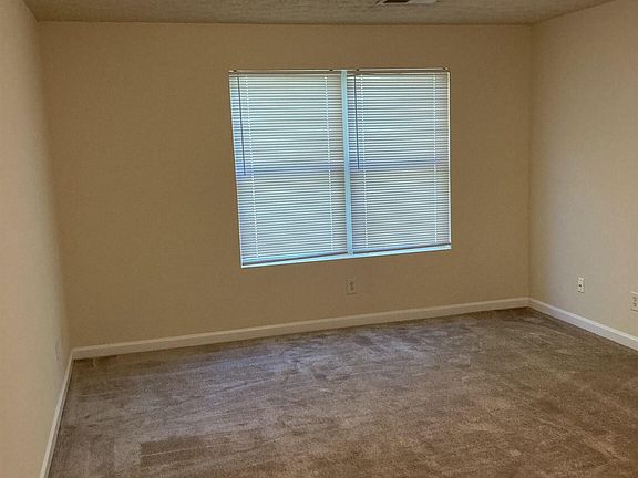 2nd image of 1304 Fairington Club Dr
