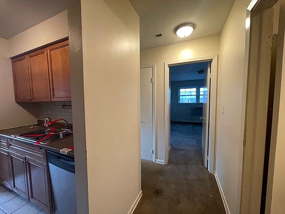 3rd image of 156 Asbury Ave APT 5