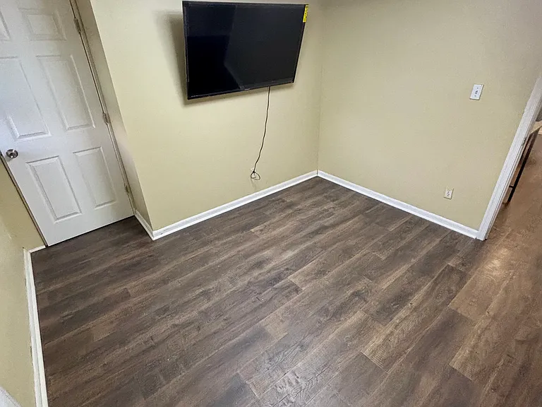 6043 Wister St #2F — Photo 14