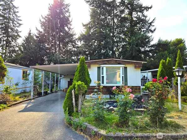 5220 176th St SW #85, Lynnwood, WA 98037
