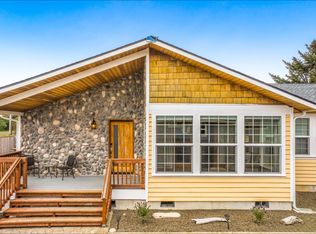 554 Ocean Shores Blvd NW, Ocean Shores, WA 98569
