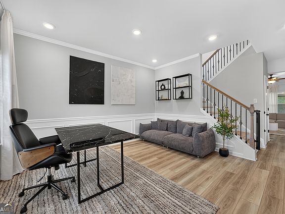 2nd image of 4778 Sultana Way SW