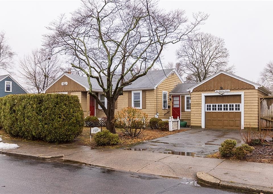 1st image of 107 Fuller St