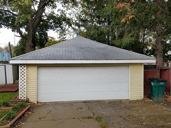 4 Garage