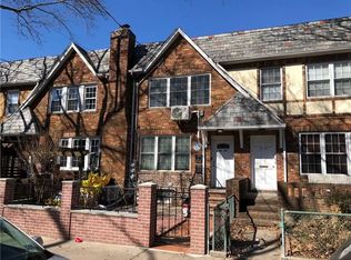 5330 62nd St, Maspeth, NY 11378