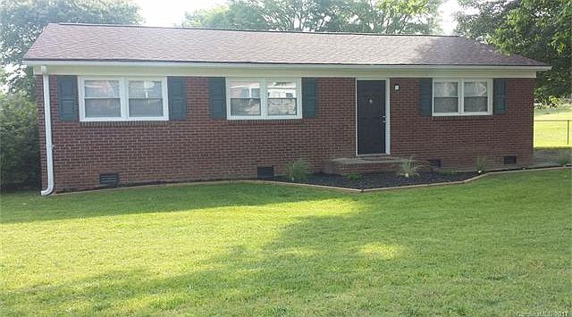 1st image of 308 Briarwood Cir