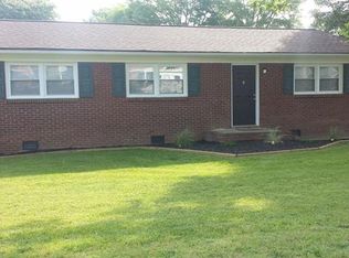 308 Briarwood Cir, Dallas, NC 28034