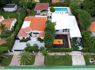 3748 Prairie Ave, Miami Beach, FL 33140