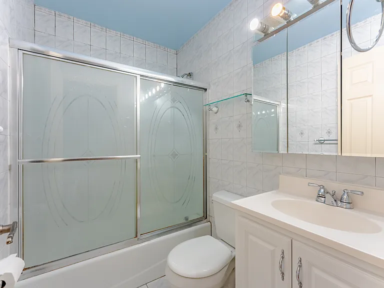 646 Lisbon St #B — Photo 12