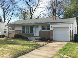 205 Saint Daniel Ln, Florissant, MO 63031