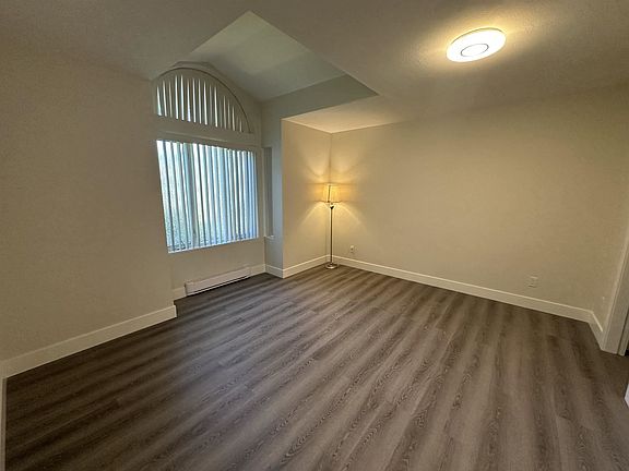 5th image of 4987 Laurel Ave