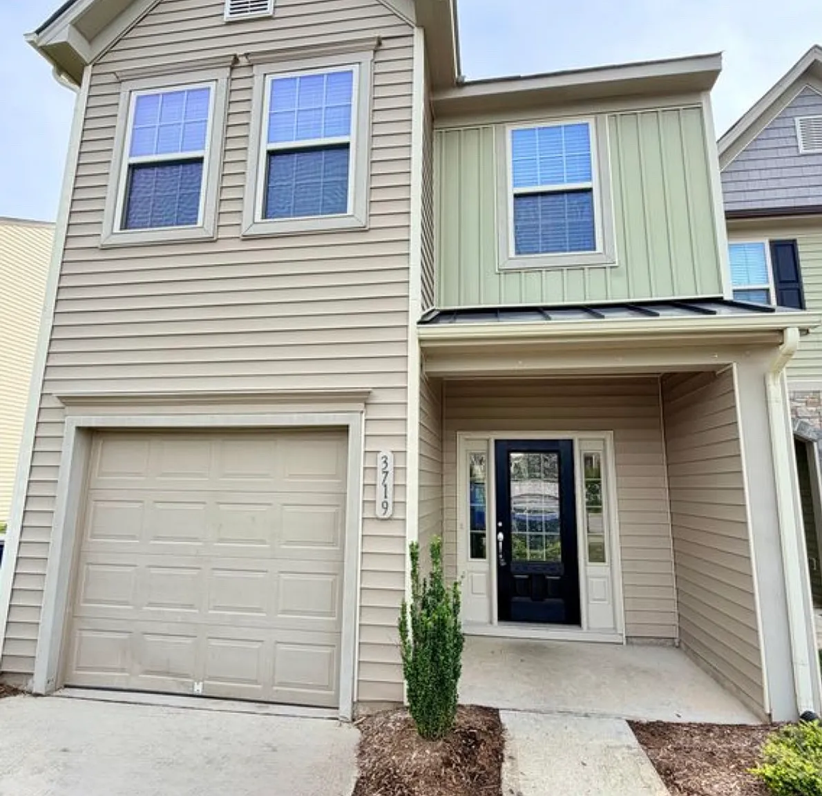 3719 Landshire View Ln — Photo 1