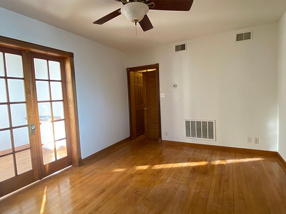 2nd image of 3067 N Central Park Ave #2