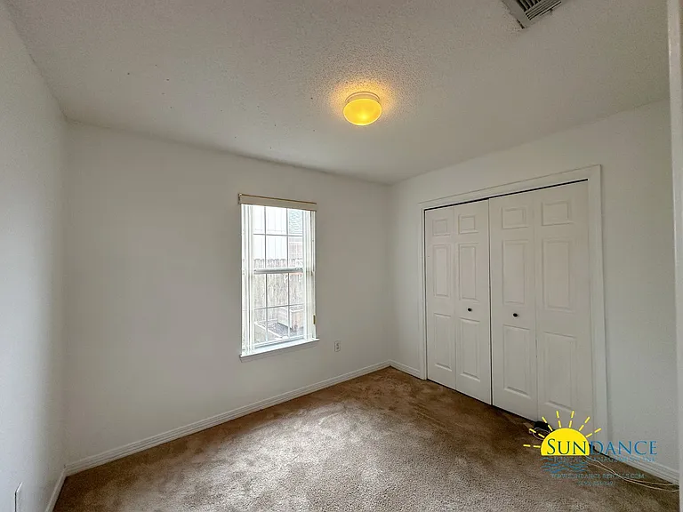1870 Whispering Oaks Ln — Photo 6