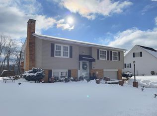 21 Mozart Mdws, Wheeling, WV 26003