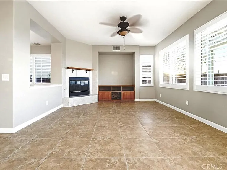 29056 Barcelona Ct — Photo 9