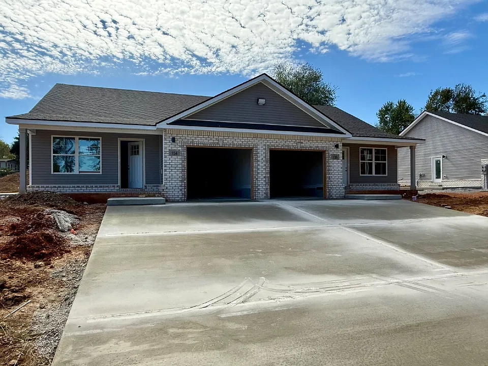 2 bed, 2.0 bath, 1245 sqft, $1,295