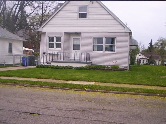 2nd image of 12 Miller Ave