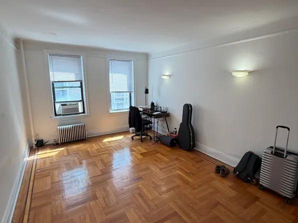 28-40 34th Street image 1 of 4