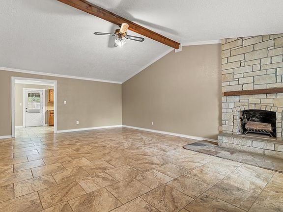 2nd image of 2902 Greenhills Dr