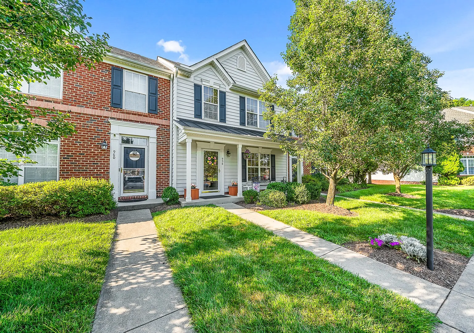 3 bed, 2.5 bath, 1584 sqft, $2,600 — Photo 1