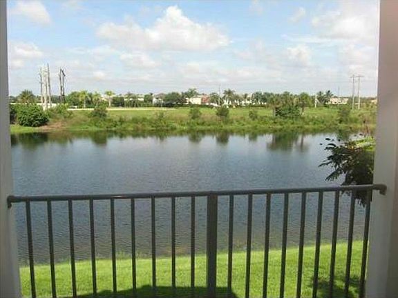 4th image of 2401 W Preserve Way APT 302